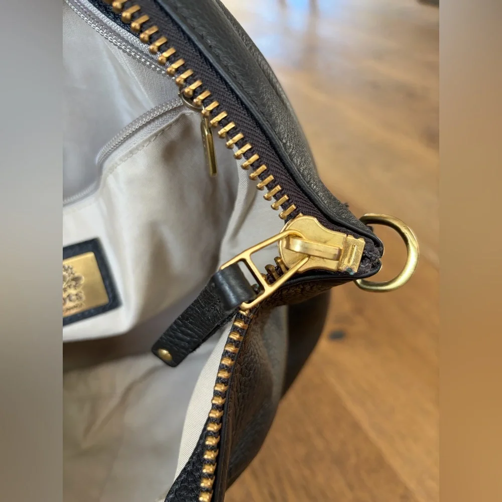 Roots Black Pebbled Leather Satchel with Brass/Gold Hardware - Picture 9 of 15